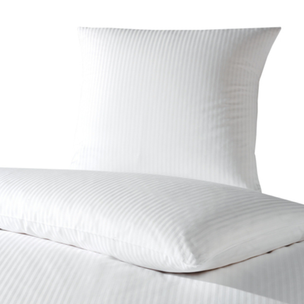 Hotelbettwäsche Set Feinstreifen 3 mm Weiß | 120 g/m²